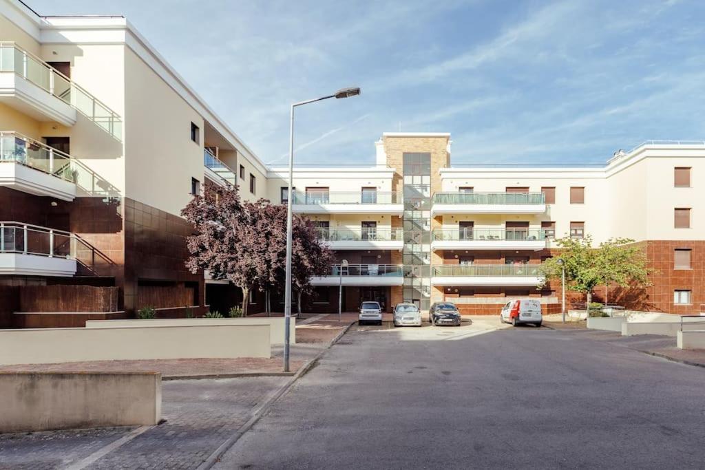 Charmoso Apartamento Sacavem Ngoại thất bức ảnh